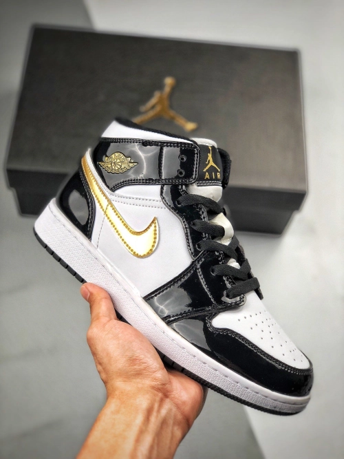 MID Air Jordan 1 Mid SE Black Gold Patent Leather review 