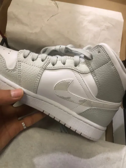 MID Air Jordan 1 Mid Grey Camo review 