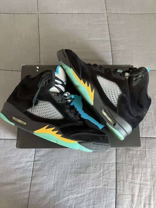 Q4 Air Jordan 5 