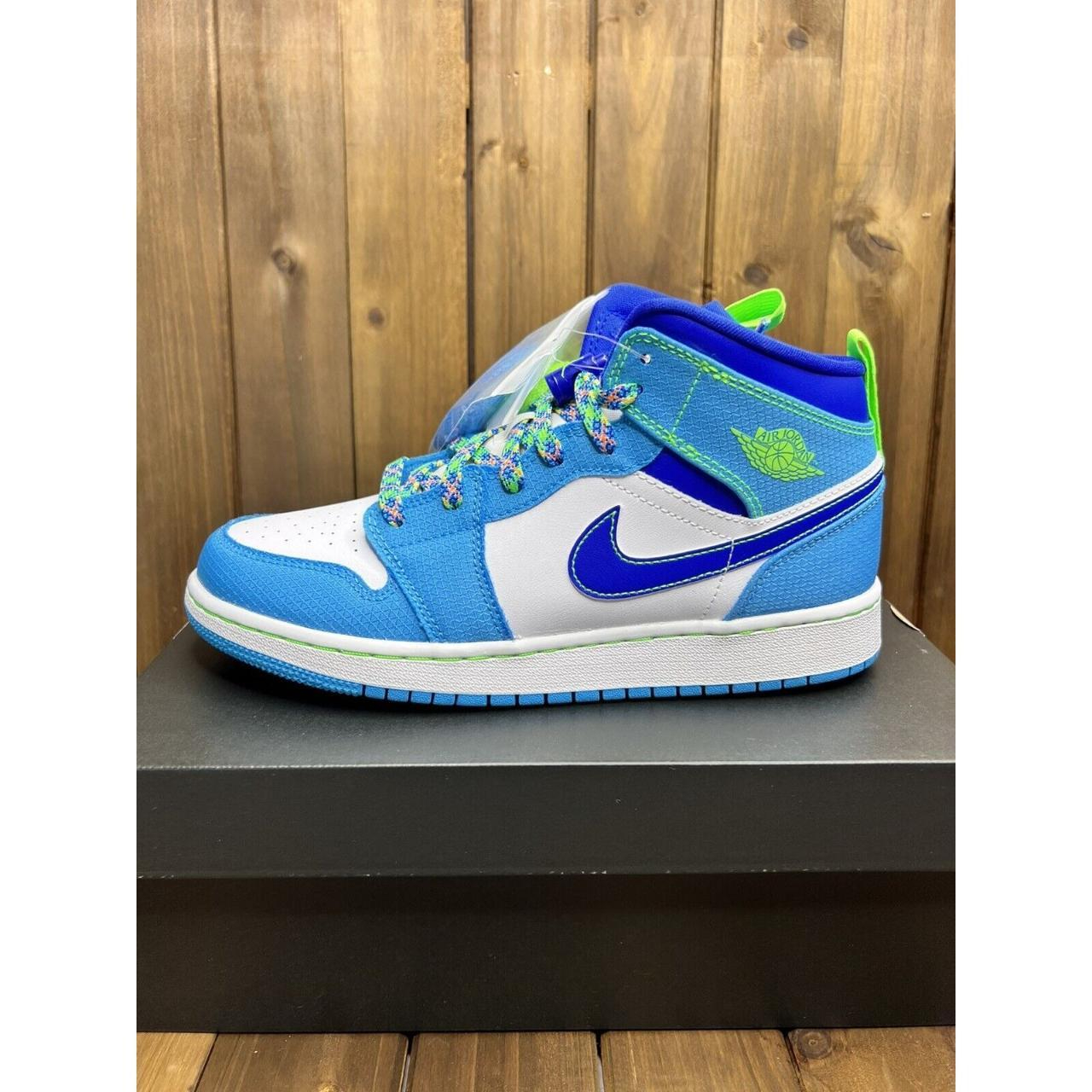 MID Air Jordan 1 Mid SE (GS) Sprite review Tony 01