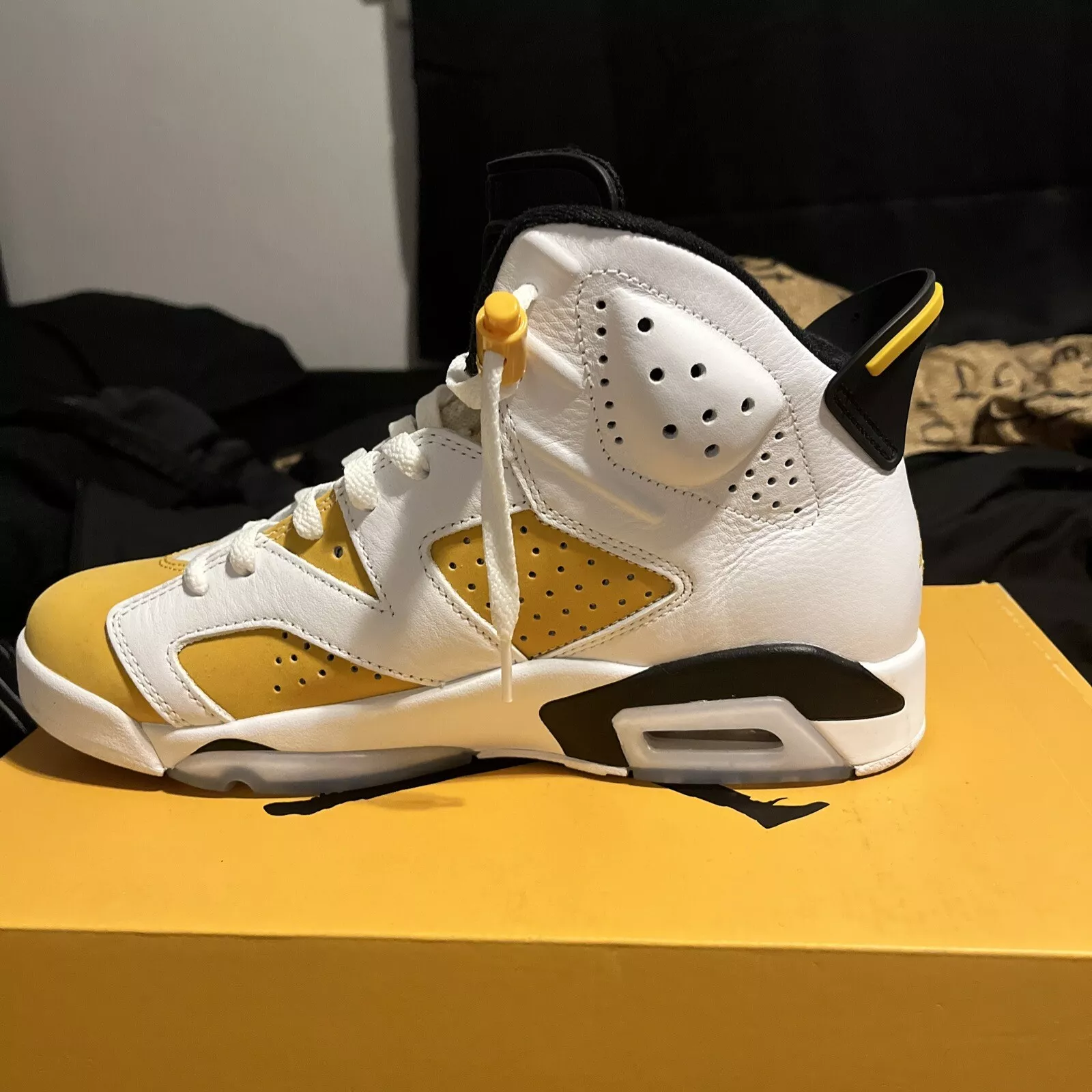 Q4 Air jordan6 “Yellow Ochre” review 1