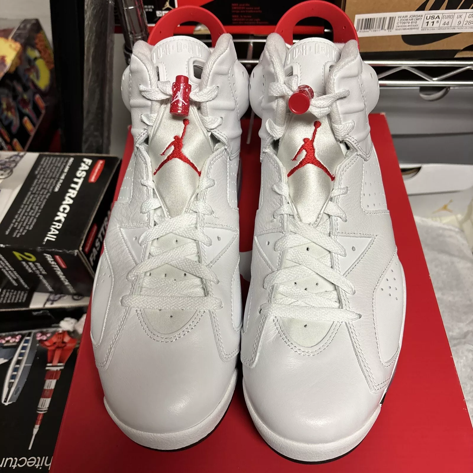 Q4  Air Jordan 6 Red Oreo review 2