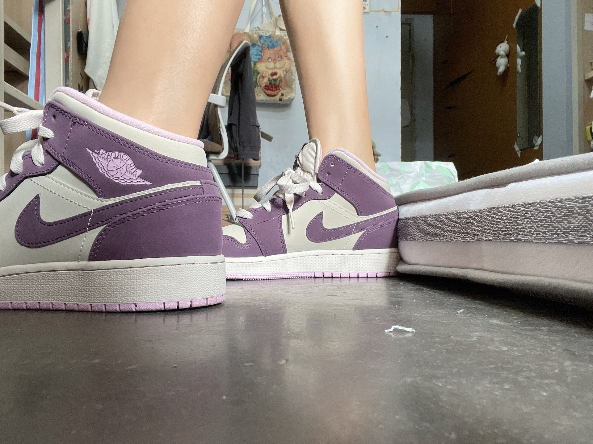 MID Air Jordan 1 Mid GS Pro Purple review Monica 02