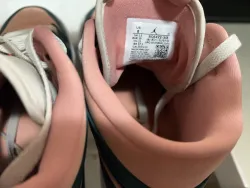 MID Air Jordan 1 Pink Green review Elise 01