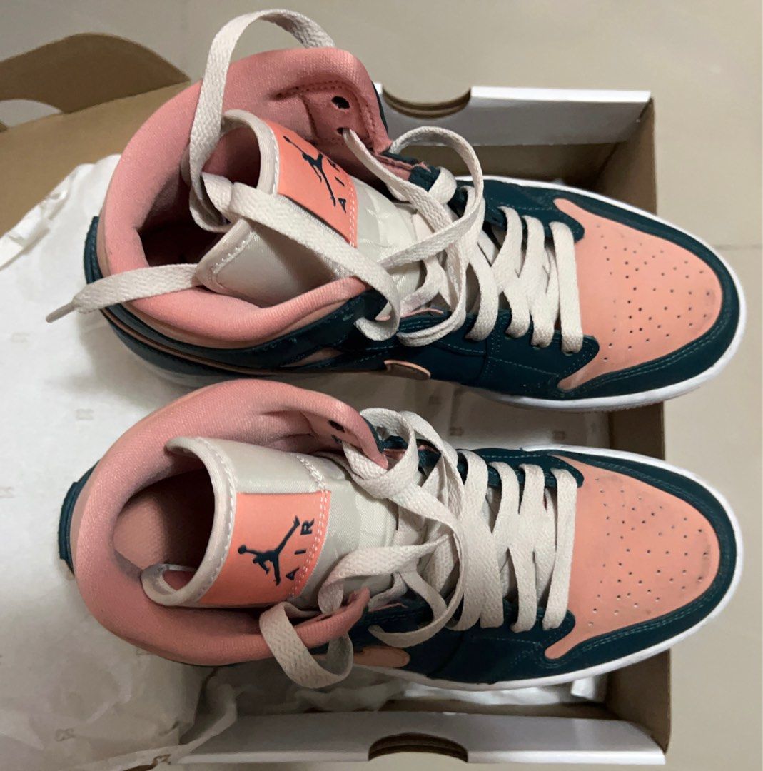 MID Air Jordan 1 Pink Green review Elise 02