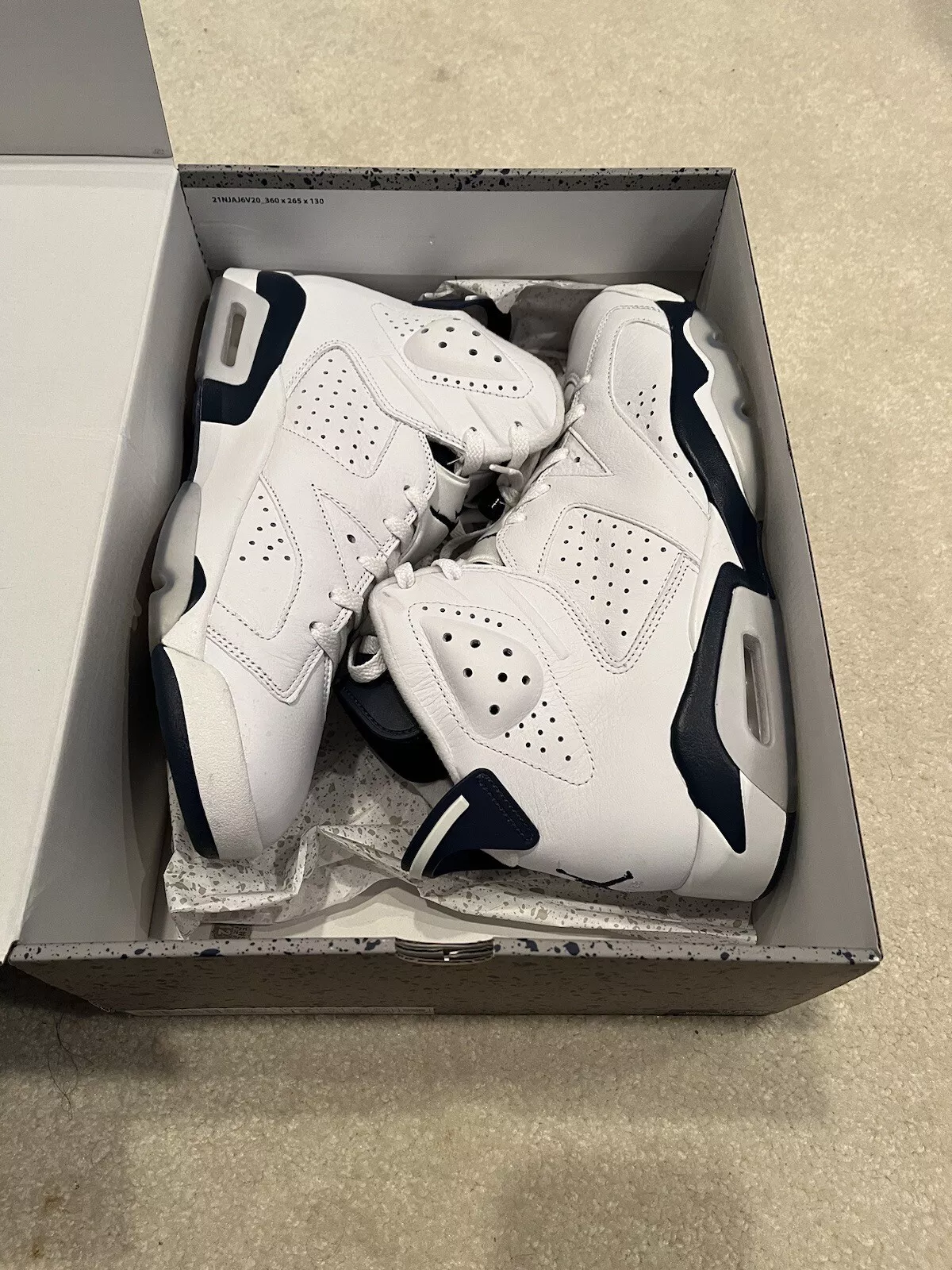 Q4  Air Jordan 6 Retro Midnight Navy review 0