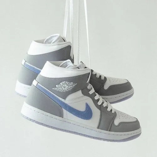 MID Air Jordan 1 Mid Wolf Grey Aluminum review 