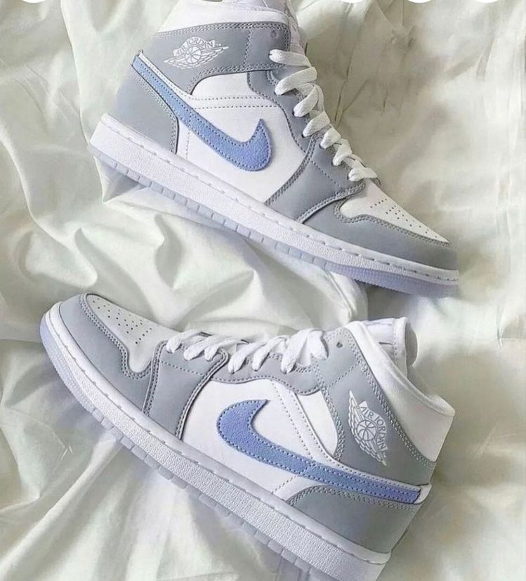 MID Air Jordan 1 Mid Wolf Grey Aluminum review Kelly