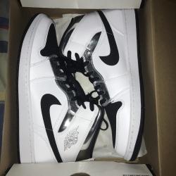 MID Air Jordan 1 Mid Alternate Think 16 review Julia 01