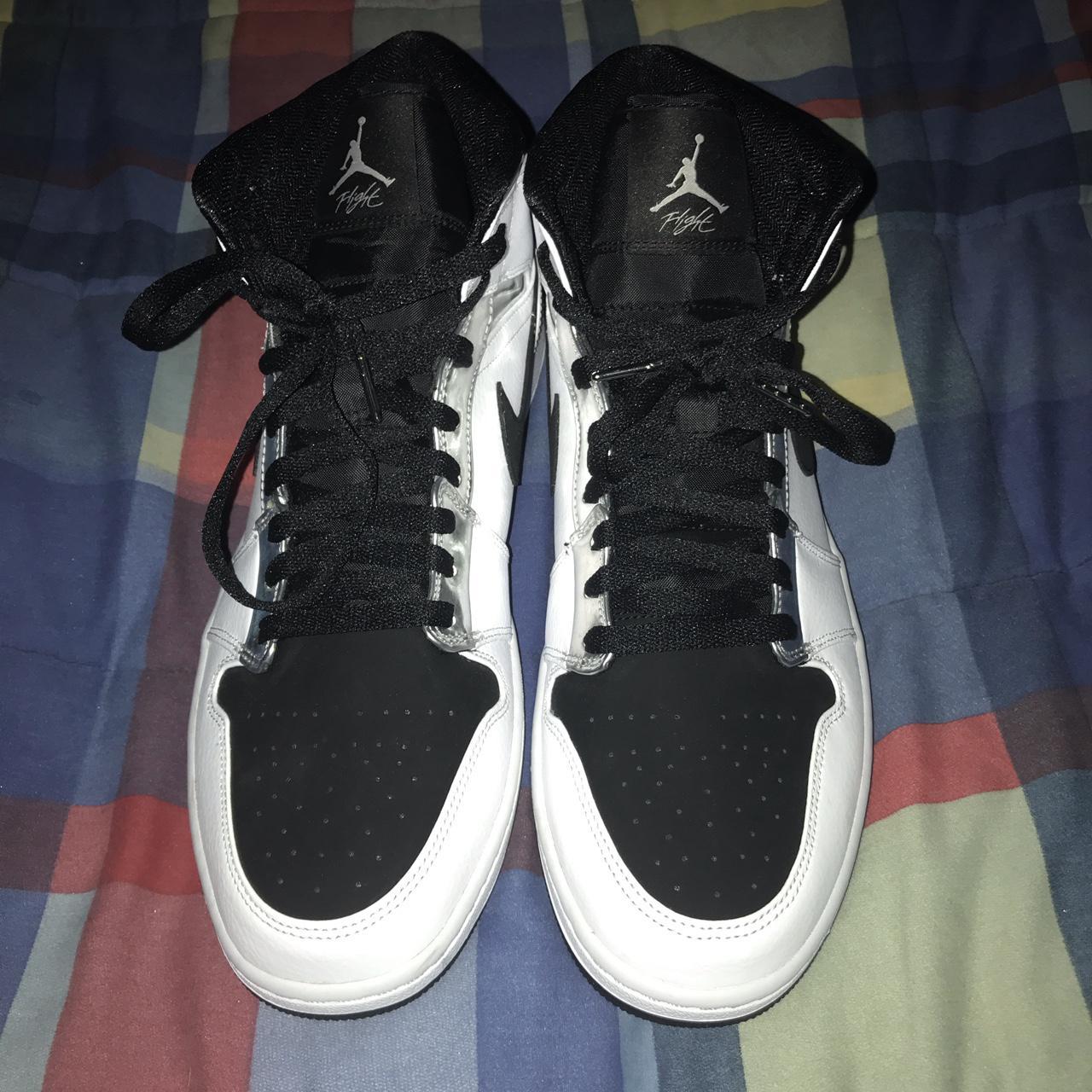 MID Air Jordan 1 Mid Alternate Think 16 review Julia 04