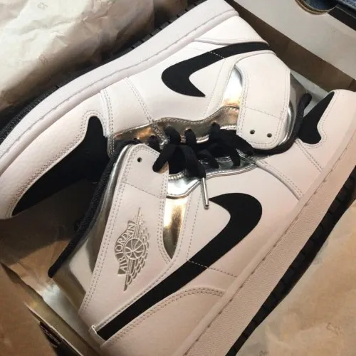 MID Air Jordan 1 Mid Alternate Think 16 review 