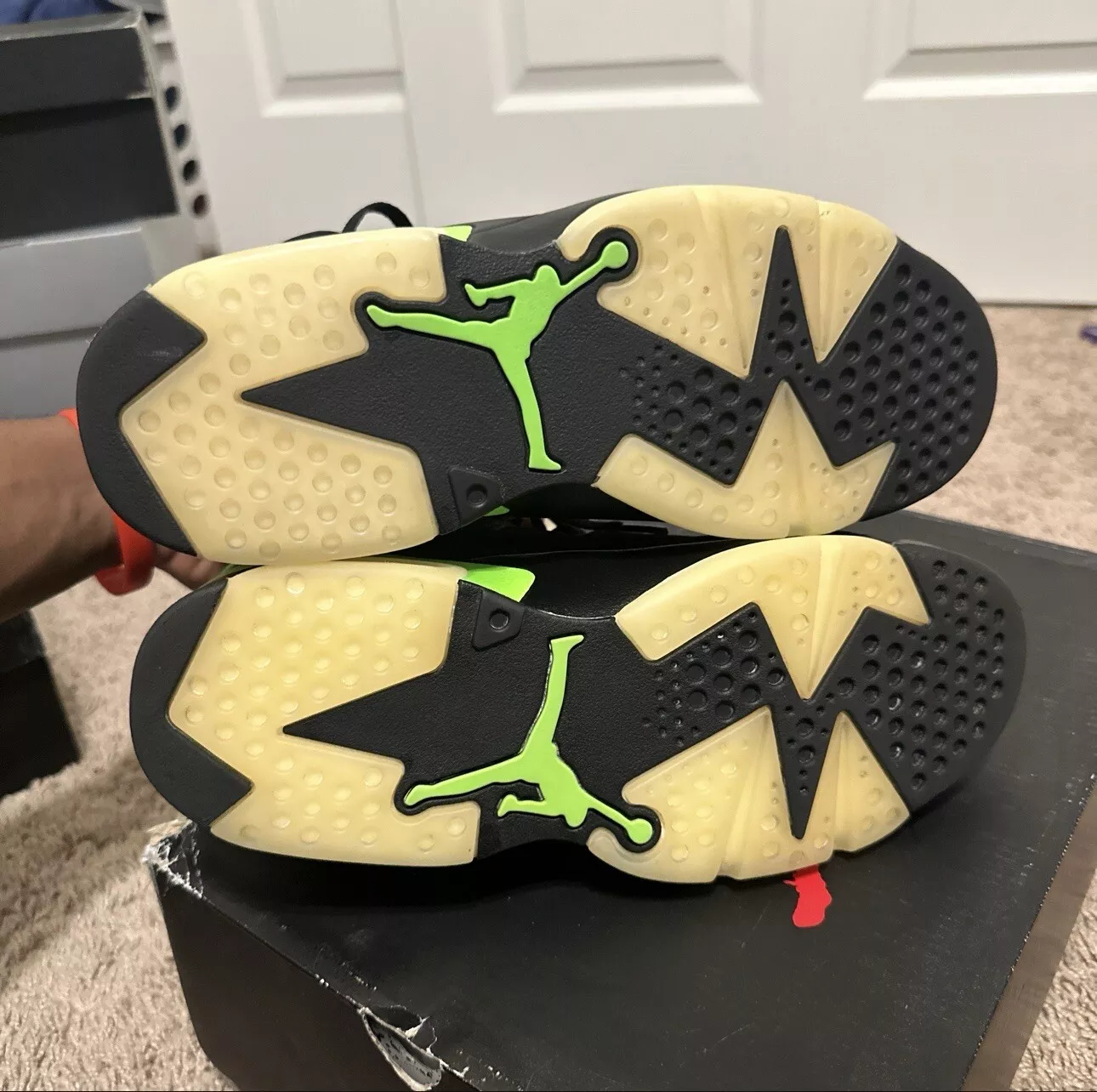 Q4 Air Jordan 6 Black Green review 2