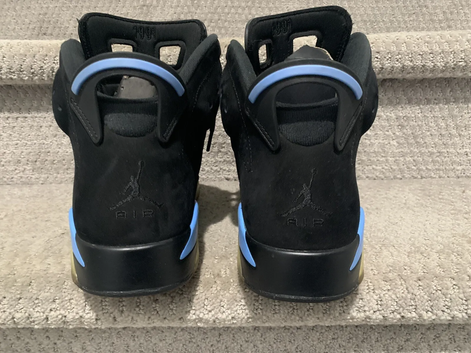 Q4  Air Jordan 6 Black Blue review 0