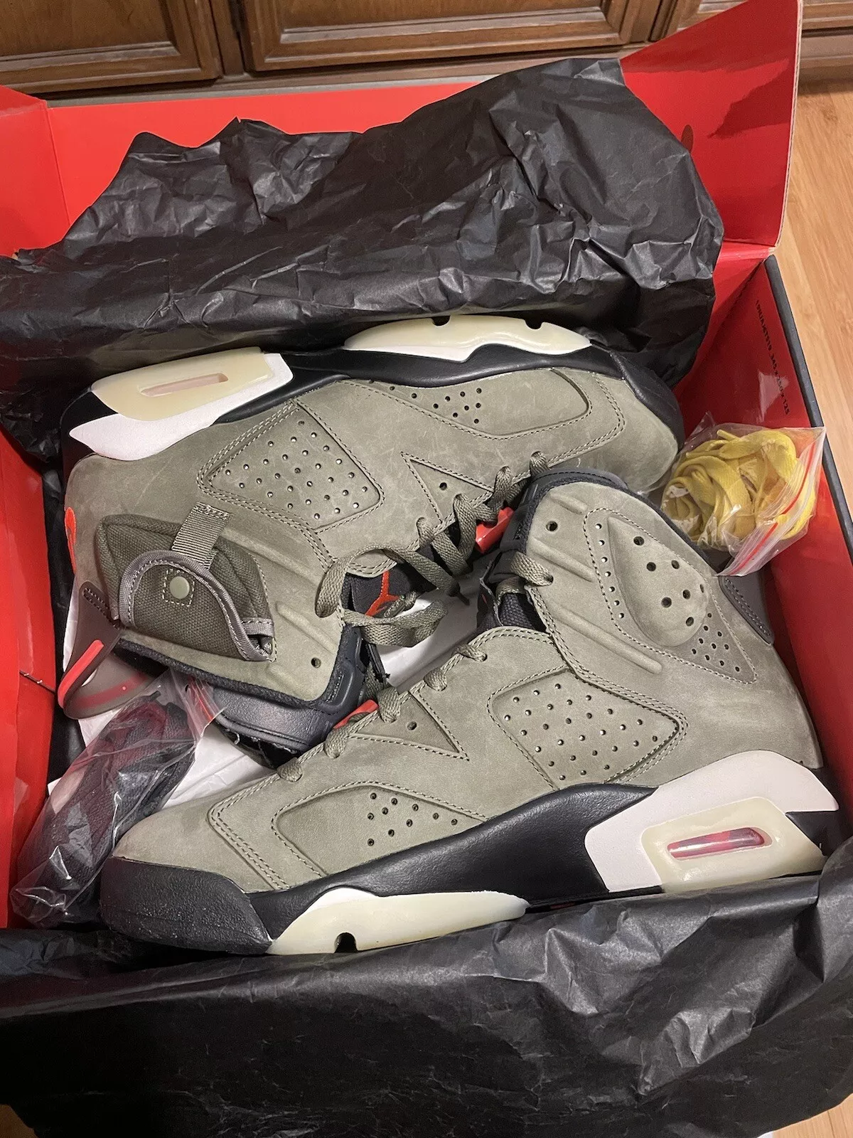 Q4  Air Jordan 6 Olive Green review 1