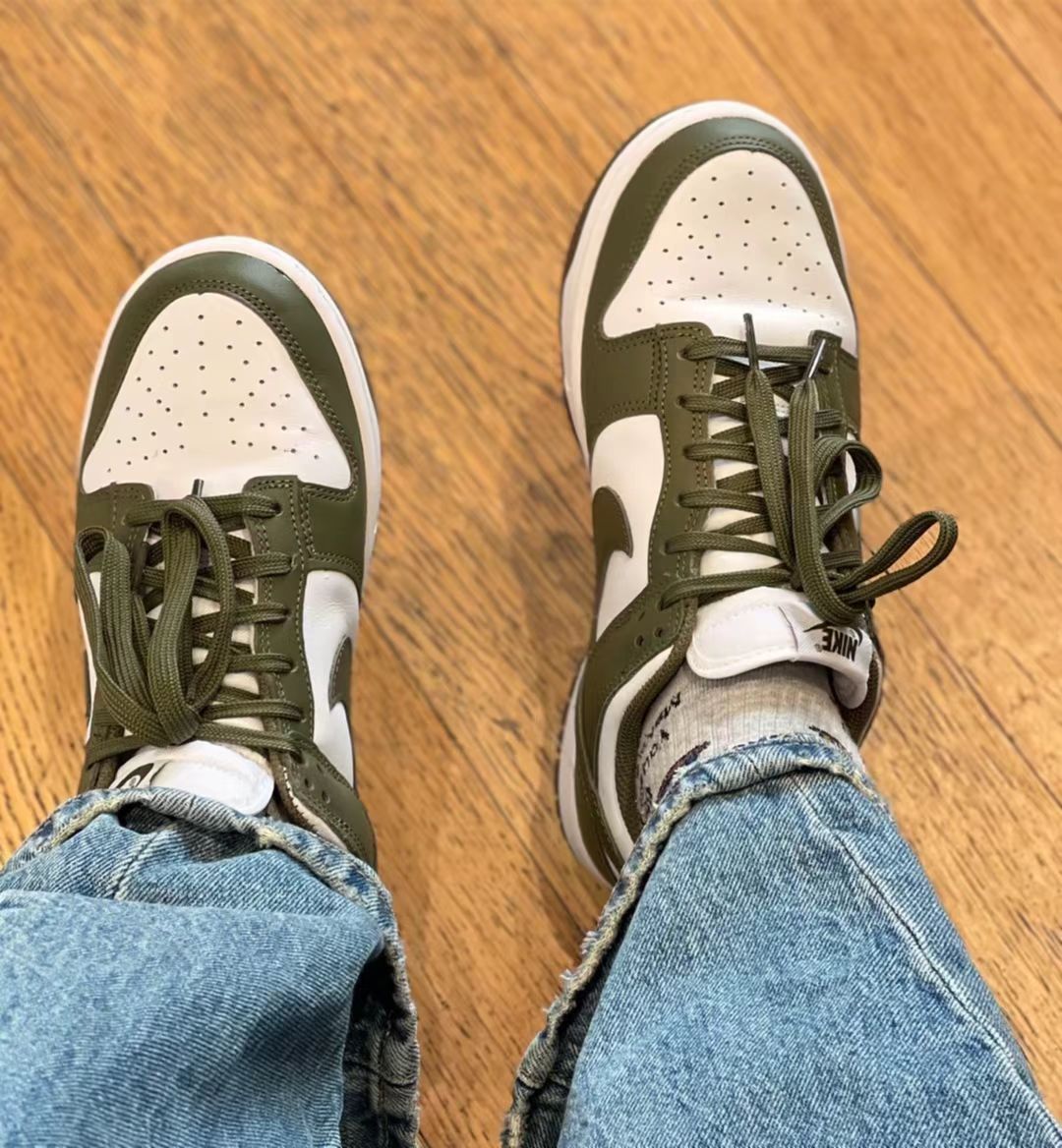 Nike Dunk Low Medium Olive review 0
