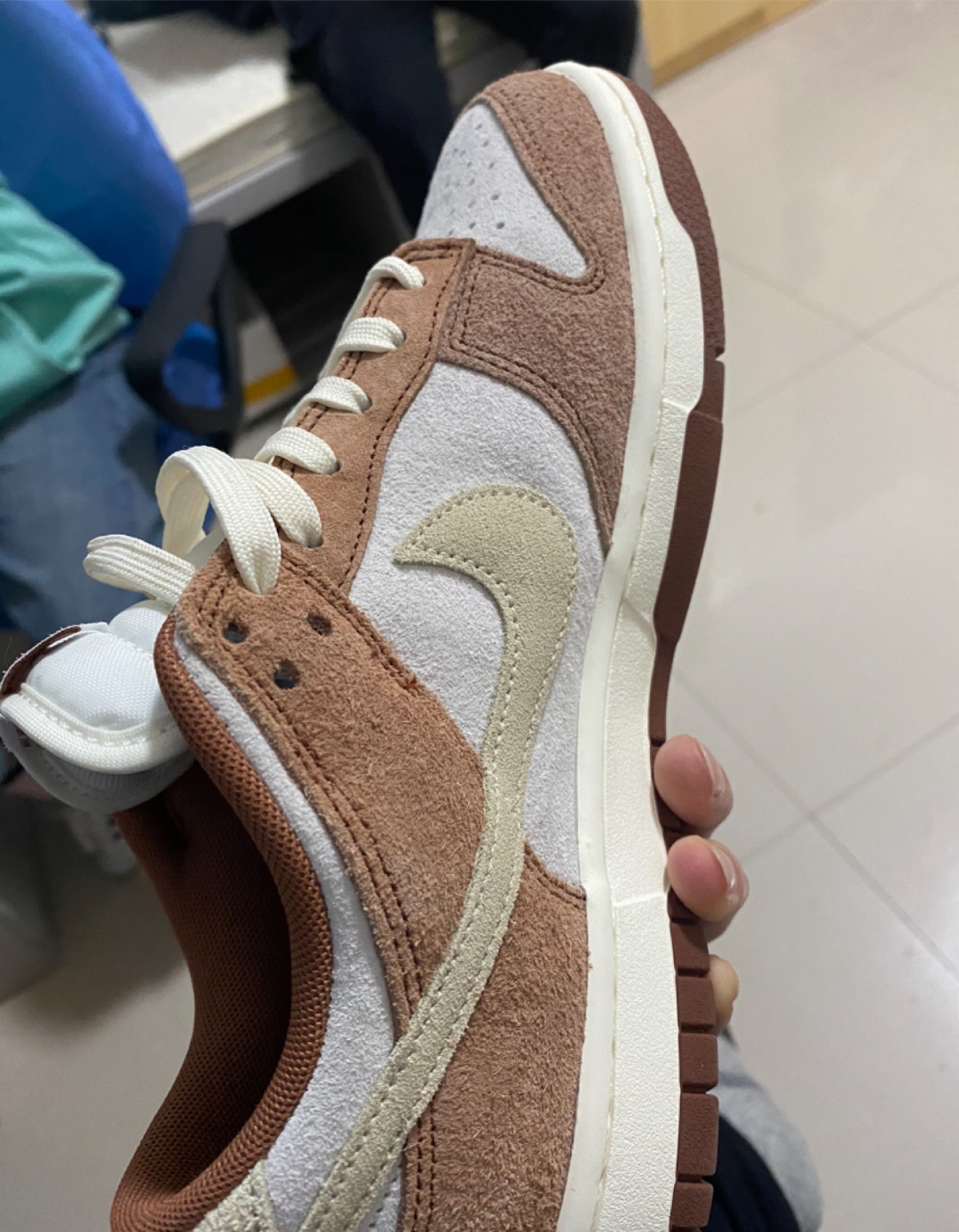 Nike Dunk SB Low PRM Medium Curry review 0