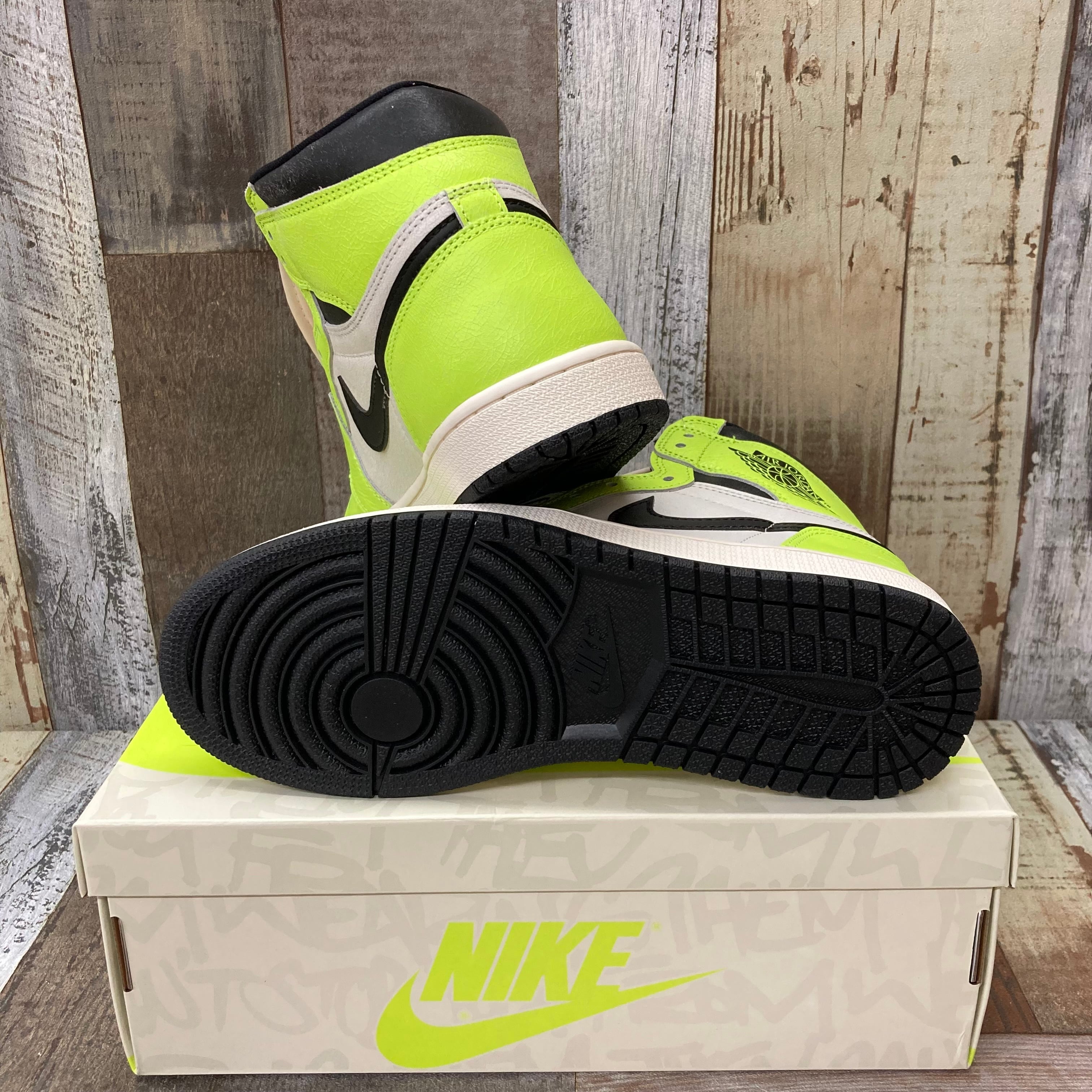 Q3 Air Jordan 1 High OG Volt review Leah 04