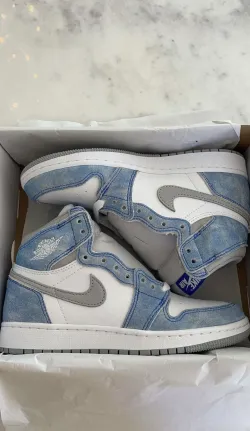 Q3 Air Jordan 1 High OG Hyper Royal review Hailey