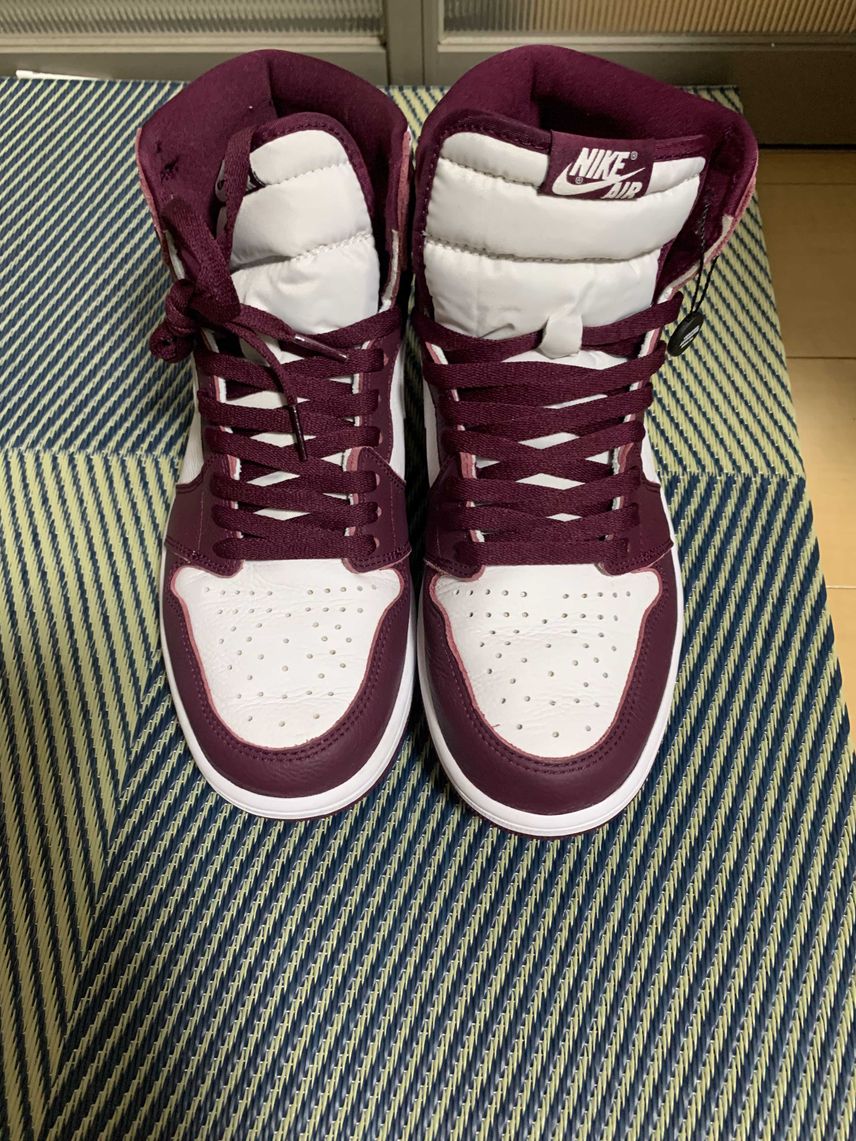 Q3 Air Jordan 1 High OG Bordeaux review Bob 02