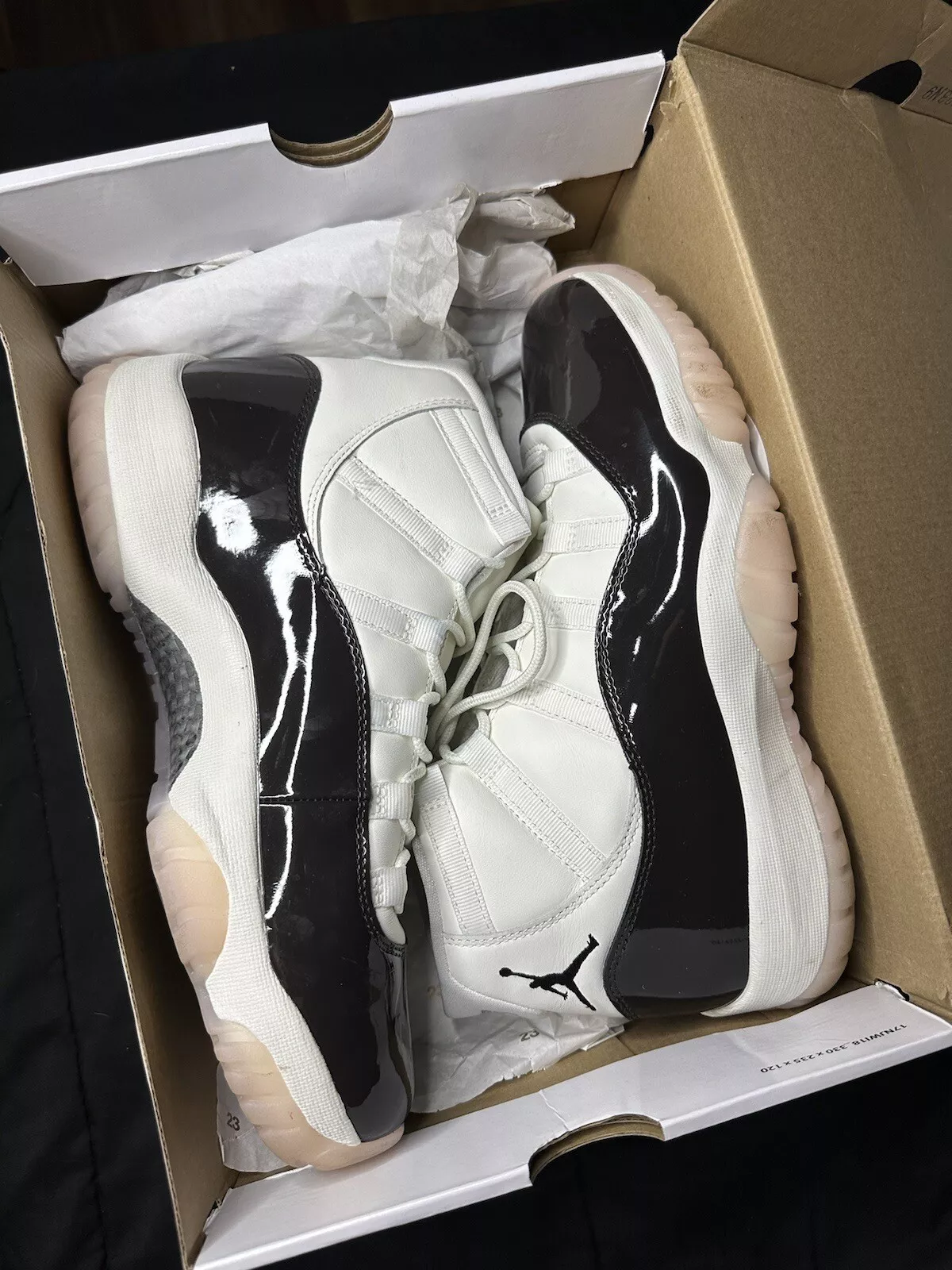 XP Air Jordan 11 WMNS “Neapolitan” review Crystal 02