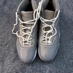 XP Air Jordan 11 Cool Grey review Theresa R. Troche 03