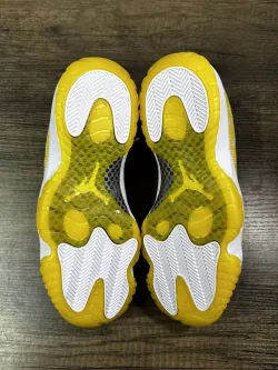 XP Air Jordan 11 Low WMNS “Yellow Snakeskin” review Peggy Jo 01