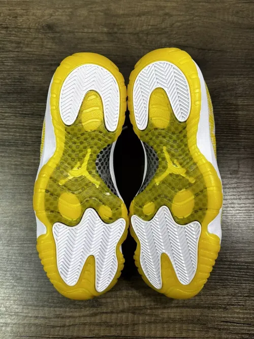 XP Air Jordan 11 Low WMNS “Yellow Snakeskin” review 