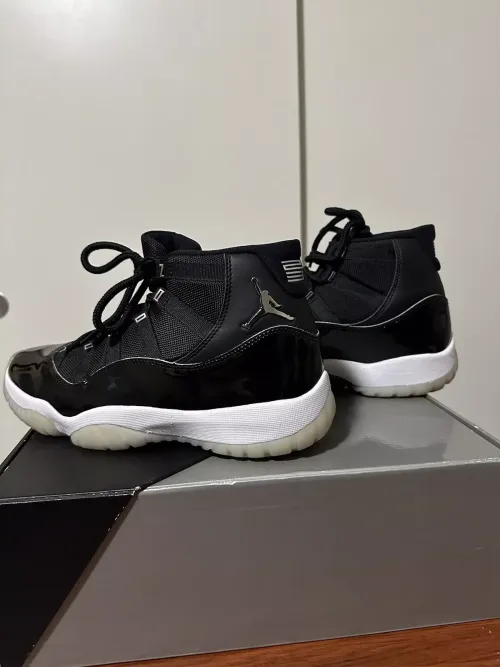 XP Air Jordan 11 25th Anniversary Black Silver Eyelets review 