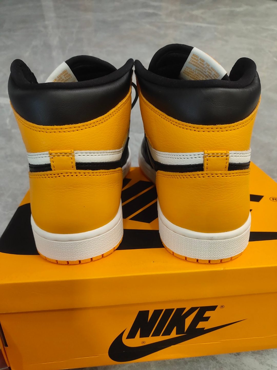 Q3 Air Jordan 1 High OG Yellow Toe Taxi review Tina 03