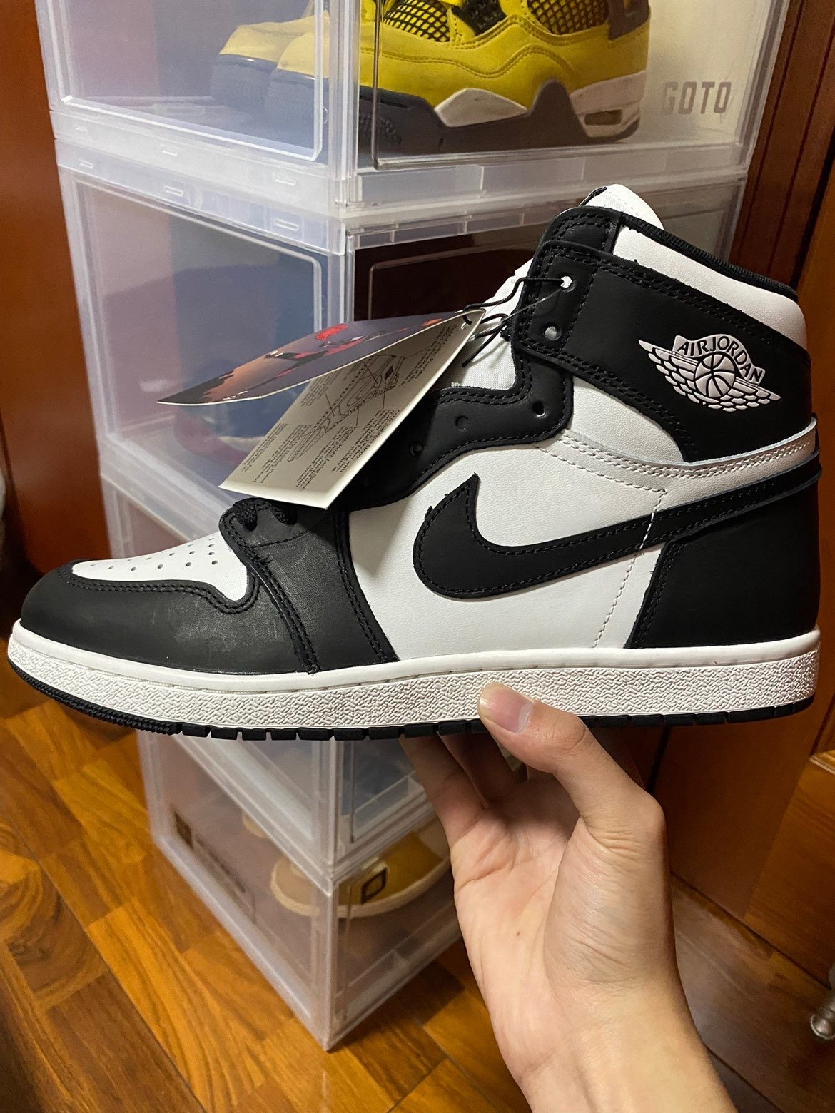 Q3 Air Jordan 1 Retro High OG Black White review Tom 03