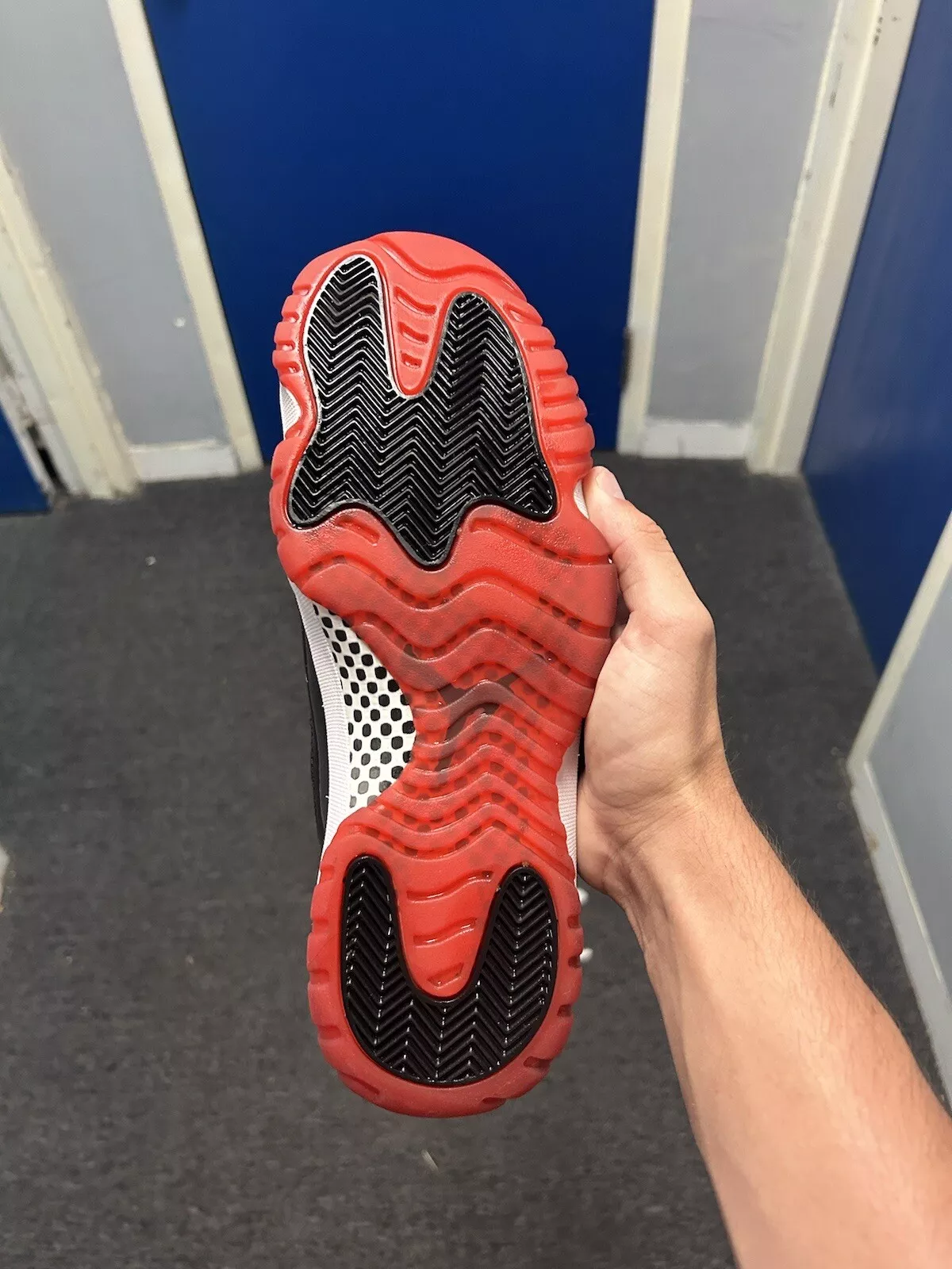 XP Air Jordan 11 Retro “Bred 2019” review Eddy 03