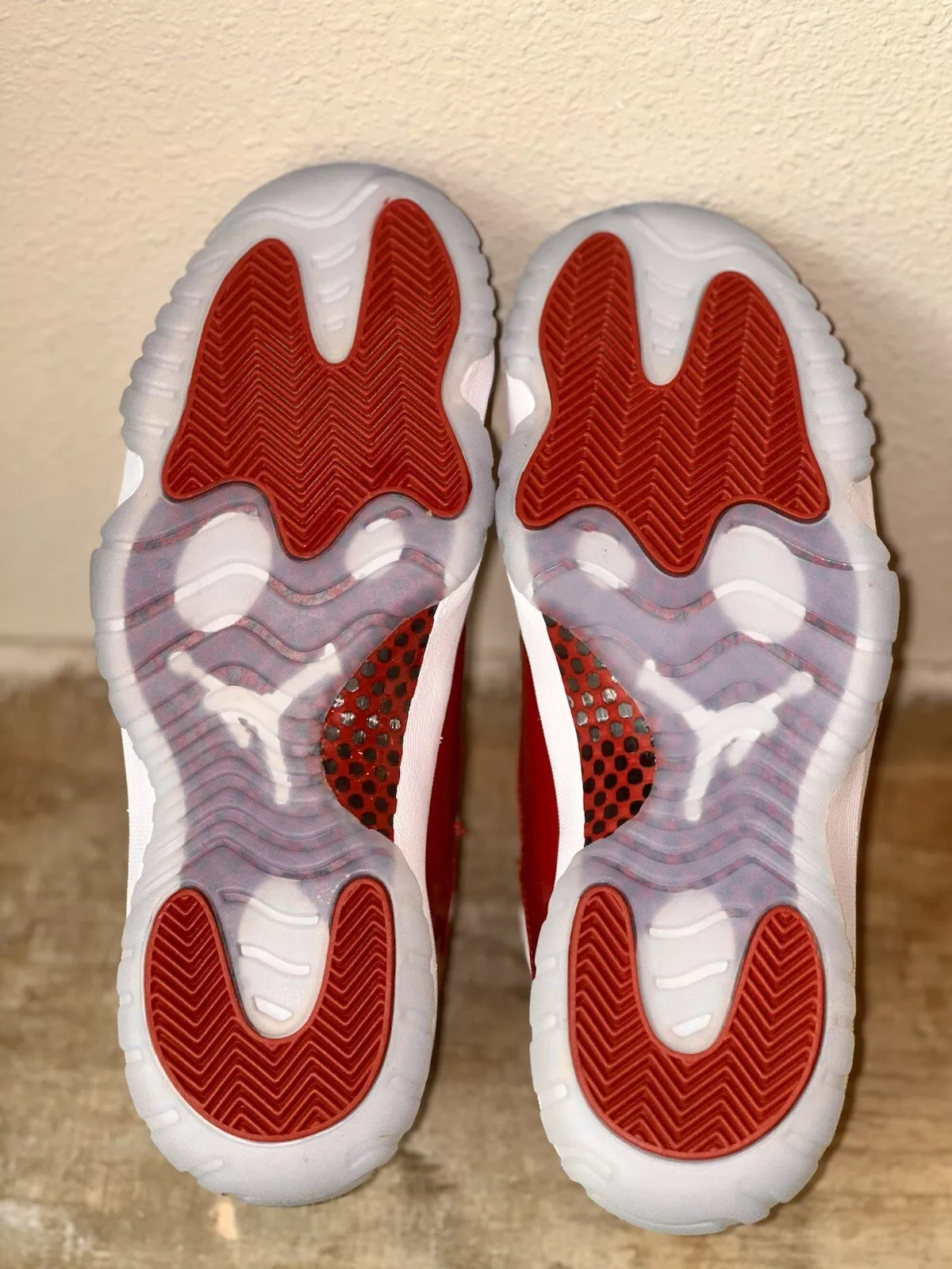 XP Air Jordan 11 Retro Cherry review Robin L. 03
