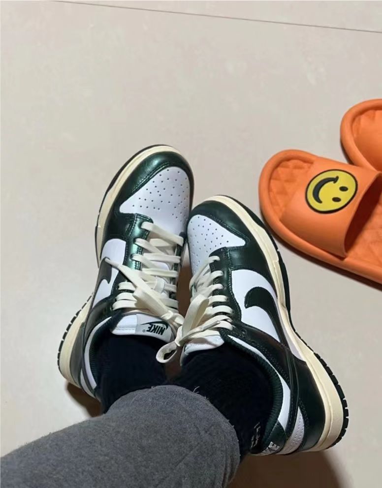 M Batch Nike Dunk Low Vintage Green review Serafinnapekala