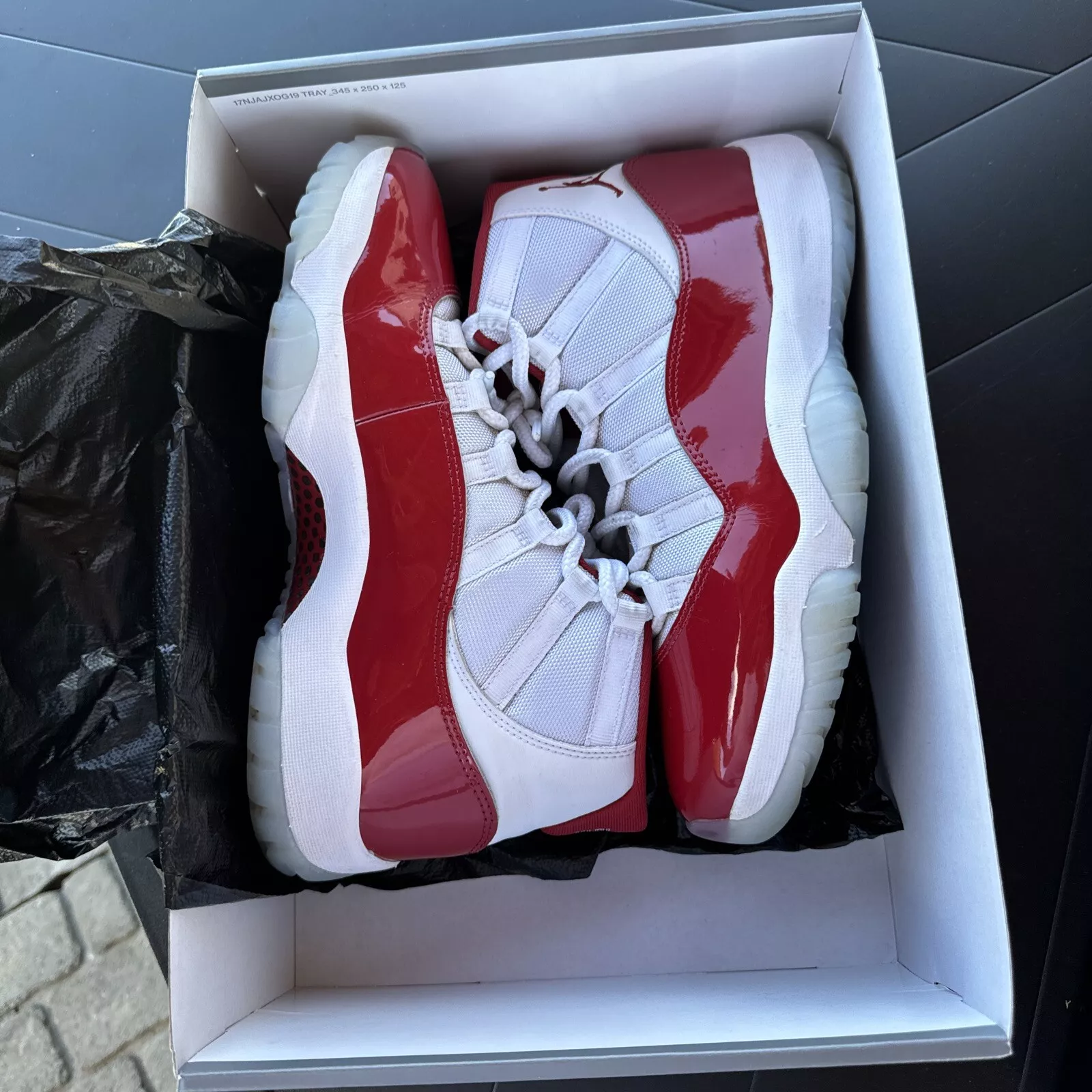 XH Air Jordan 11 Retro Cherry review Kel Gar 03