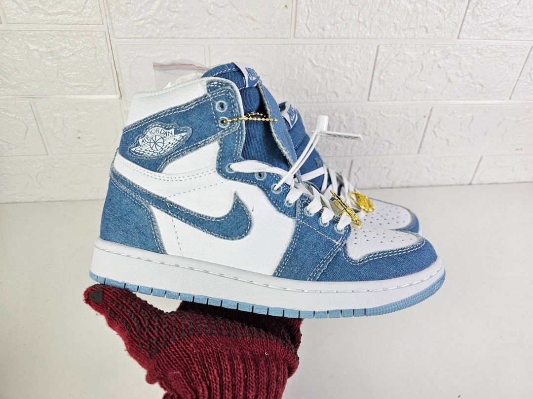 Q3 Air Jordan 1 High OG Denim review Emma 02