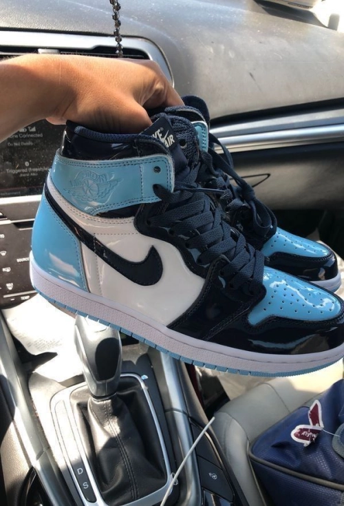 Q3 Air Jordan 1 Retro High OG UNC Patent review 