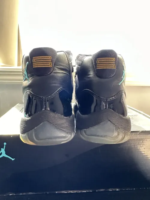 XH Air Jordan 11 Retro Gamma Blue review 