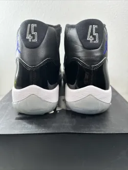 XH Air Jordan 11 Retro Space Jam review Greg Lopez 01