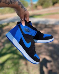 XH Air Jordan 1 High OG “Royal Reimagined” review George
