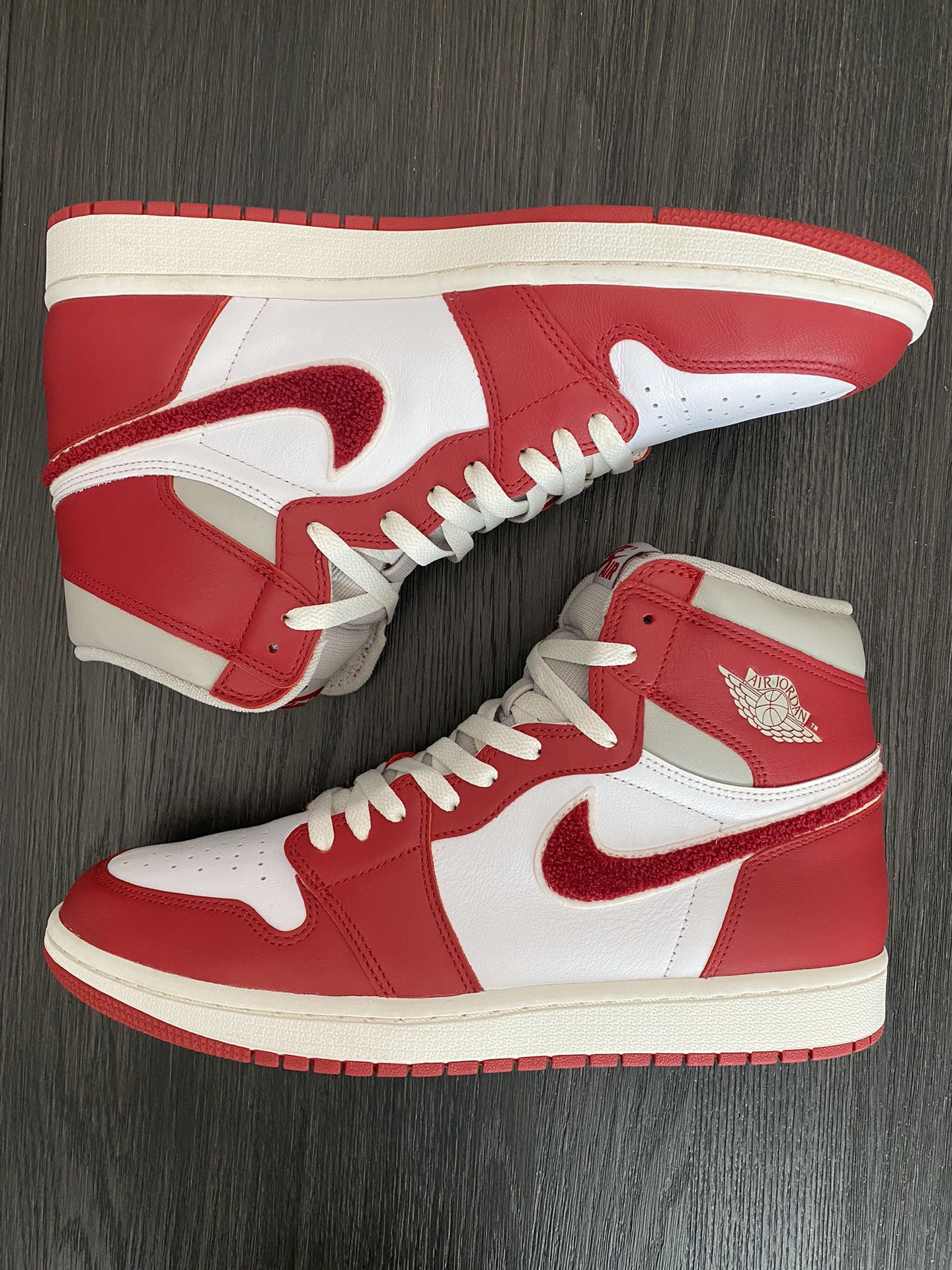 XH Air Jordan 1 High OG WMNS “Chenille” review Josh 02