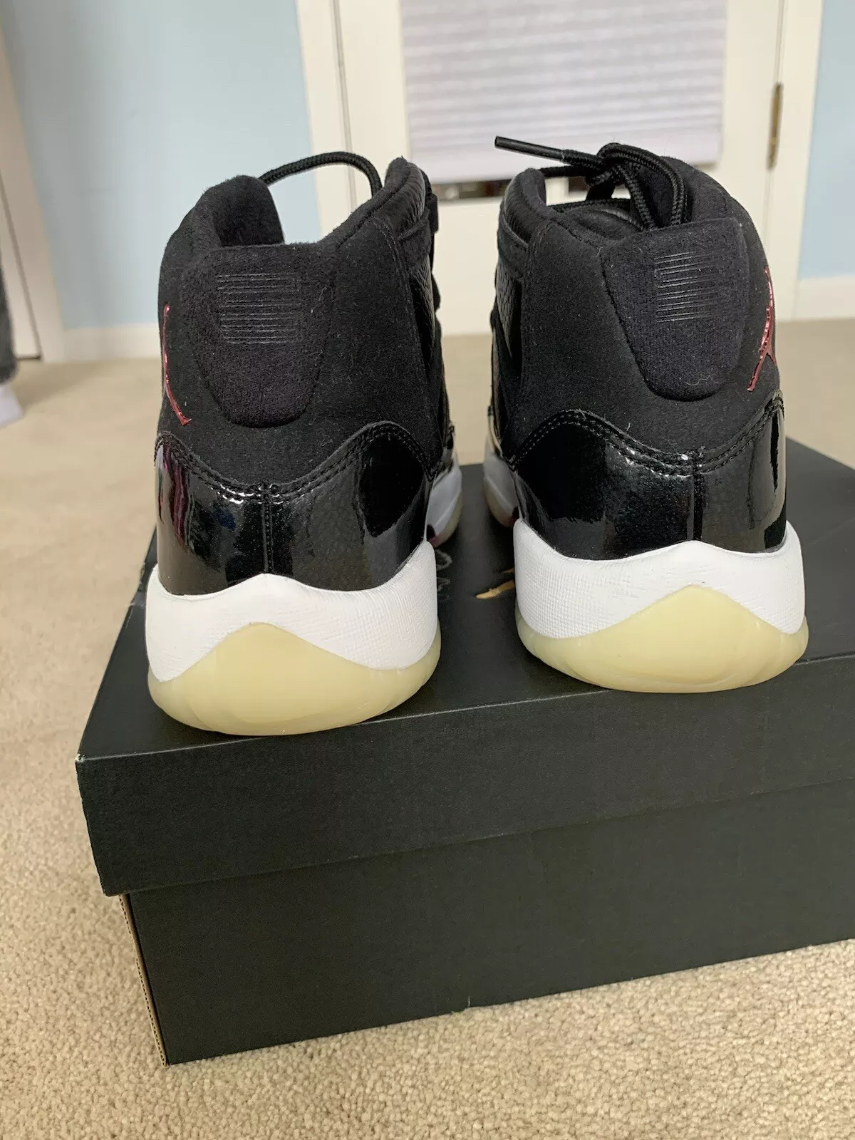 XP Air Jordan 11 25th Anniversary Black Silver Eyelets review Morrie 02