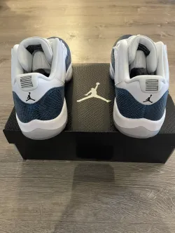 XH Air Jordan 11 Retro Low Navy Snakeskin review Reginald Washington 01