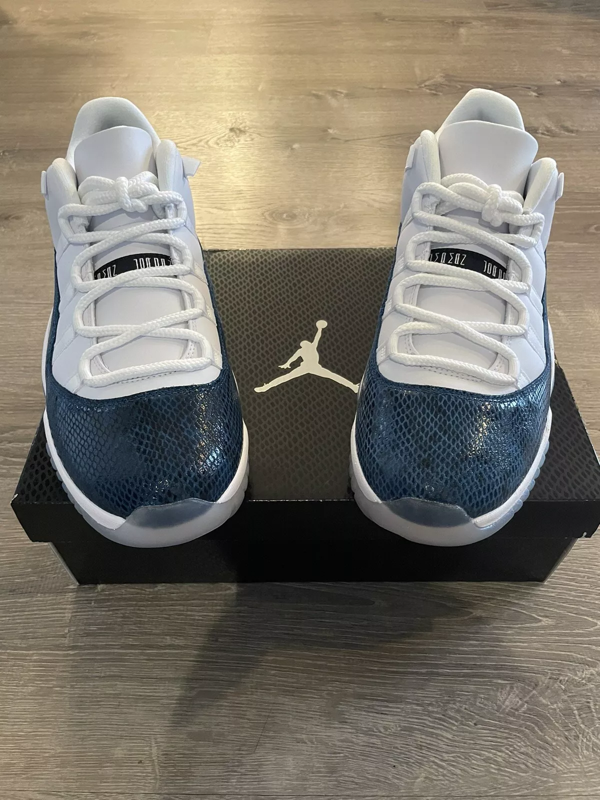 XH Air Jordan 11 Retro Low Navy Snakeskin review Reginald Washington 02