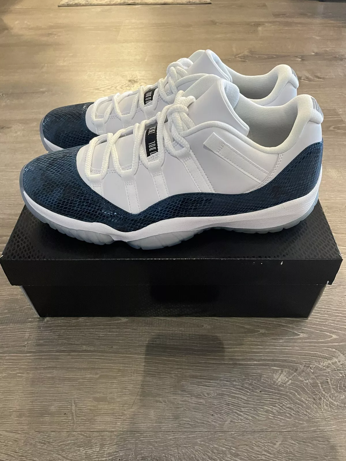 XH Air Jordan 11 Retro Low Navy Snakeskin review Reginald Washington 03