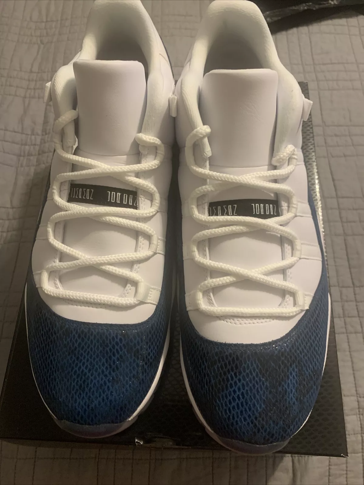 XH Air Jordan 11 Retro Low Navy Snakeskin review BEAU 01