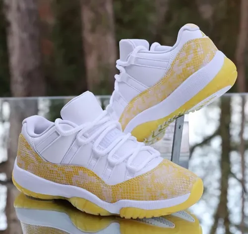 XH Air Jordan 11 Retro Low WMNS “Yellow Snakeskin review 
