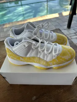 XH Air Jordan 11 Retro Low WMNS “Yellow Snakeskin review Crystal Goines 01