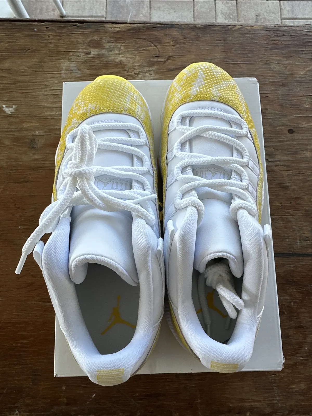 XH Air Jordan 11 Retro Low WMNS “Yellow Snakeskin review Crystal Goines 02