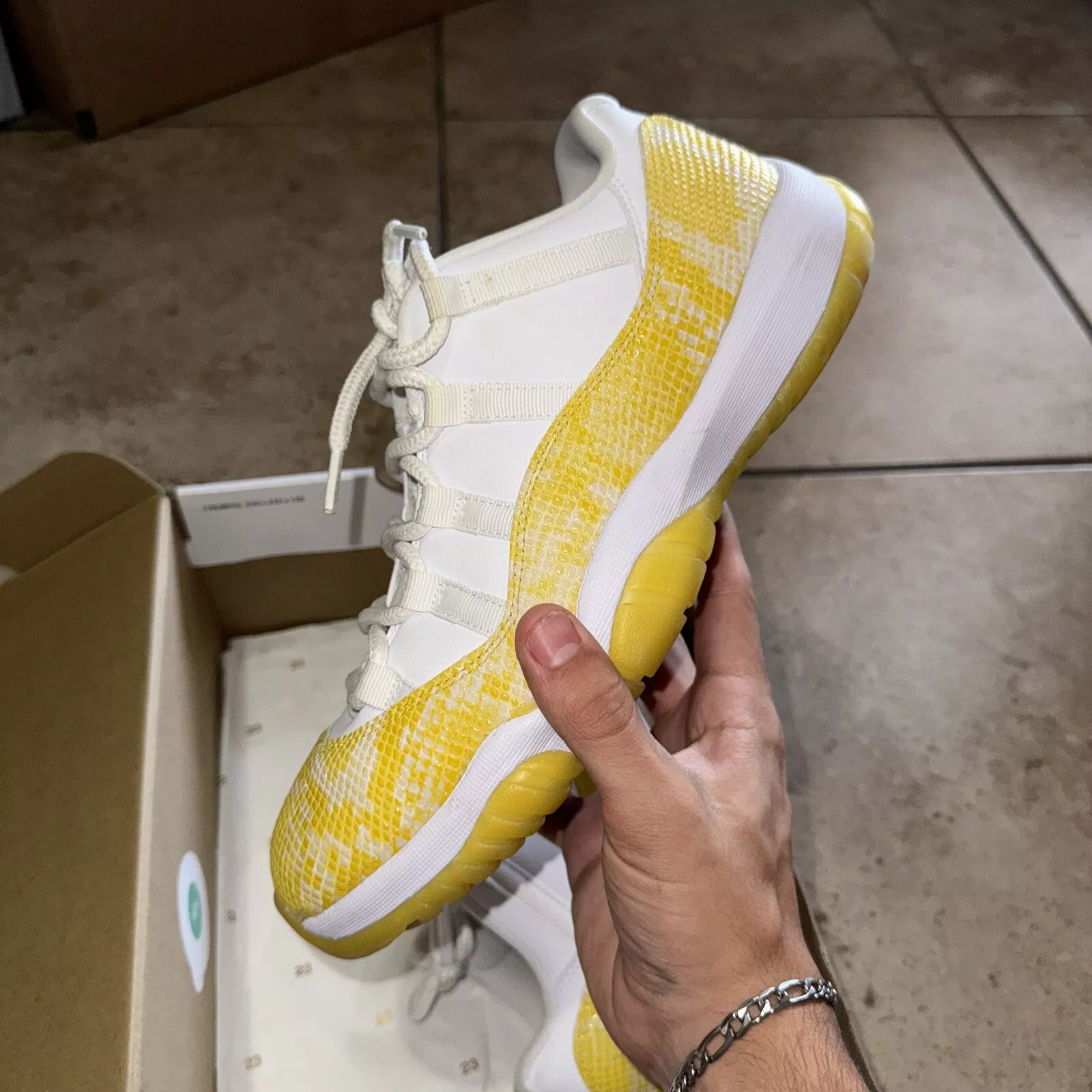 XH Air Jordan 11 Retro Low WMNS “Yellow Snakeskin review Maria Hidalgo 02