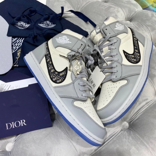 XH Dior x Air Jordan 1 High OG review 